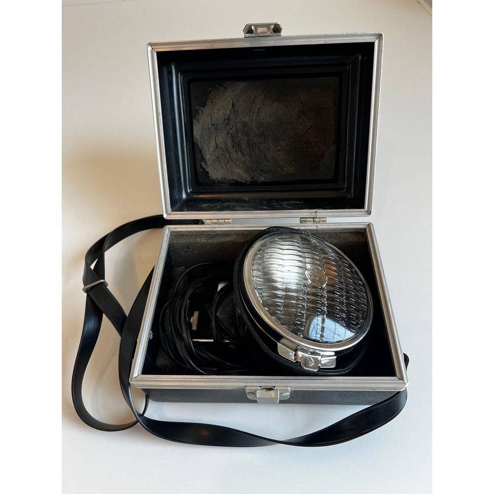 Vintage Bell and Howell‎ Movie Light, Tested Works
